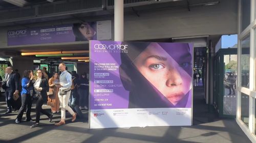 Latest company news about YOULANDA nimmt an der Cosmoprof Worldwide in Bologna, Italien, teil